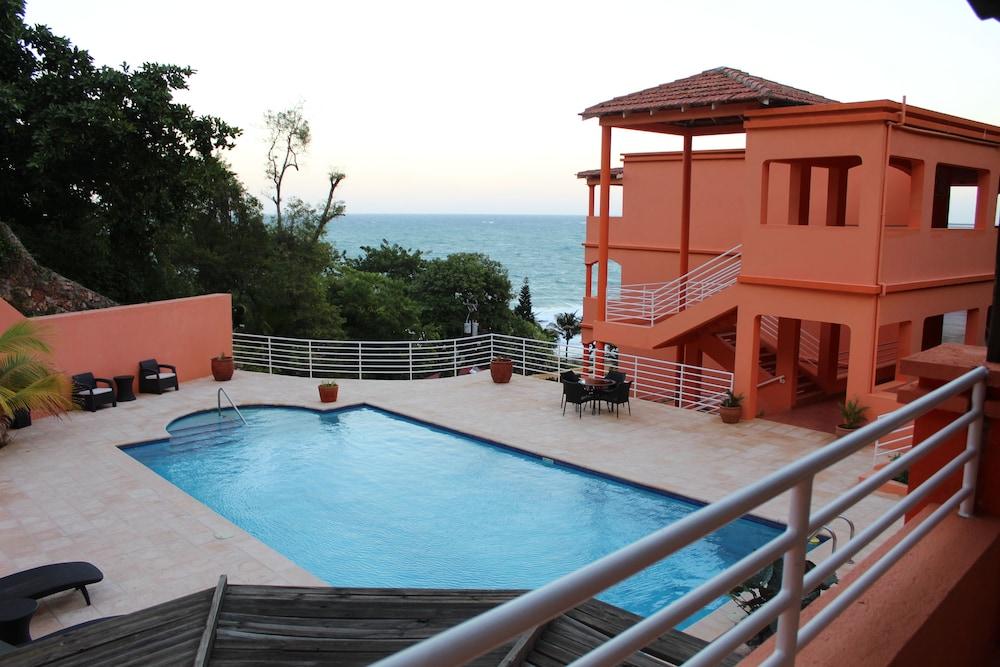 Rival Hotel Cap-Haitien Ngoại thất bức ảnh