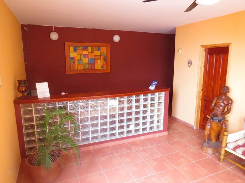 Rival Hotel Cap-Haitien Ngoại thất bức ảnh